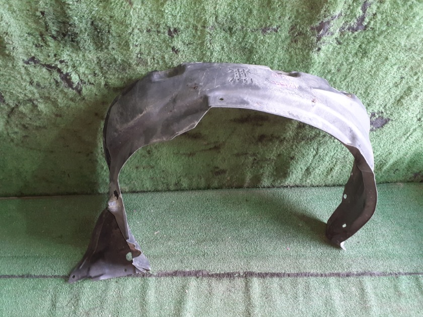Подкрылок передний правый MAZDA Tribute EPEW E11256131D контрактная