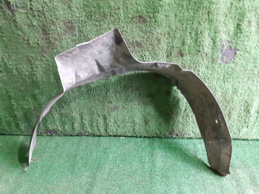 Подкрылок передний правый MAZDA Bongo Friendee SGLR S05B56131A контрактная