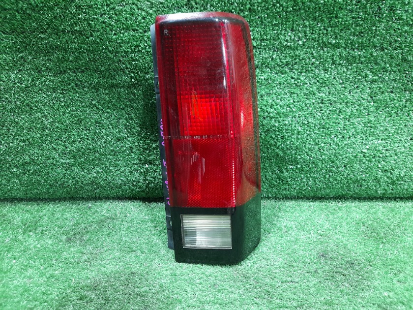 Стоп-сигнал задний правый CHEVROLET Astro CL11006 l35 контрактная