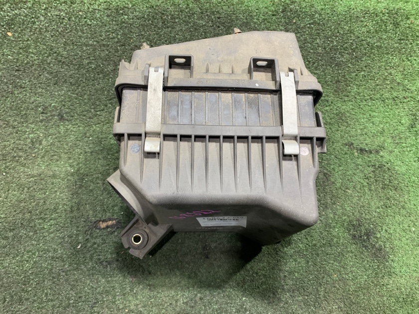 Корпус воздушного фильтра MITSUBISHI Airtrek 2002 CU2W 4G63