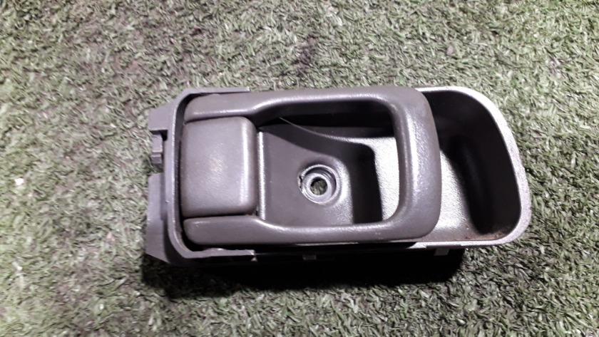 Ручка двери внутренняя передняя левая NISSAN Expert 2004 VENW11 YD22DD 80671-WA000 контрактная