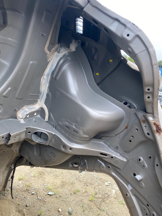 Крыло заднее левое Corolla Runx 2003 NZE124 1NZFE