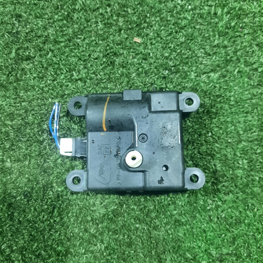 Сервопривод заслонки печки Presage 2009 TNU31 QR25DE