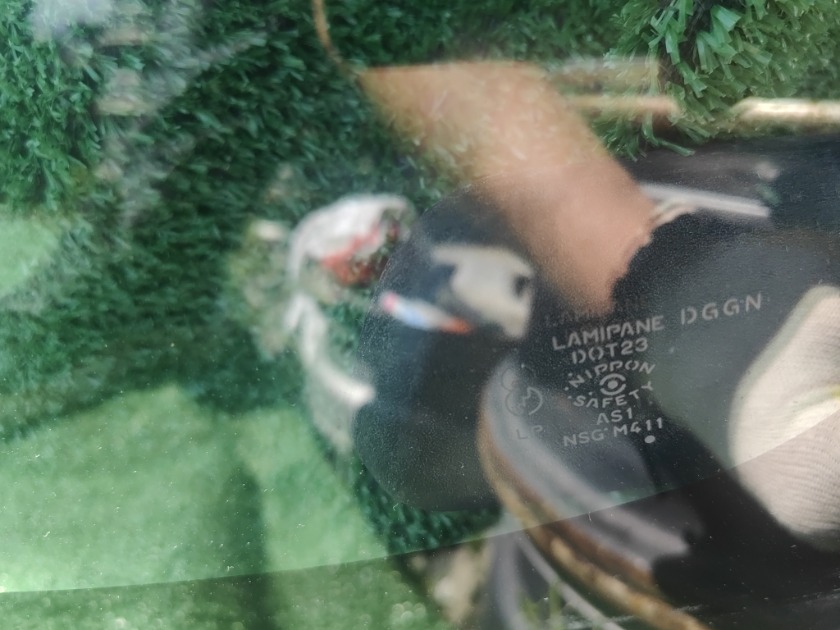 Стекло лобовое переднее Demio 2006 DY3R ZJVE