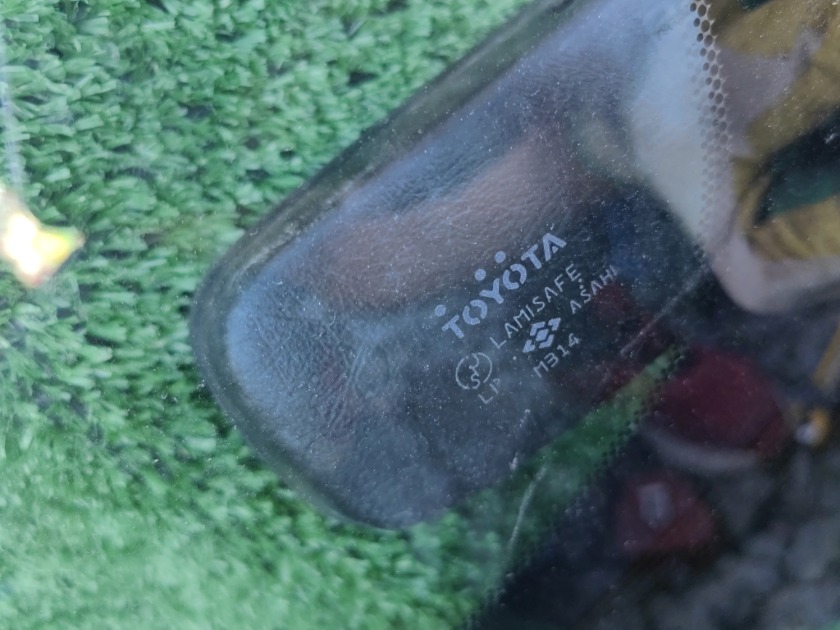 Стекло лобовое переднее Mark II 2002 GX115 1GFE