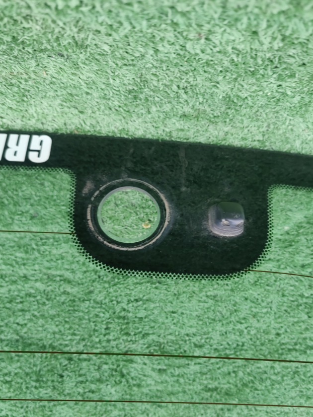 Стекло заднее заднее Verossa GX115