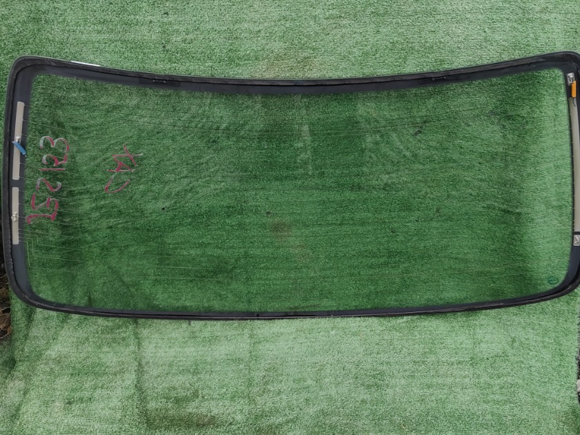 Стекло заднее заднее Crown JZS153