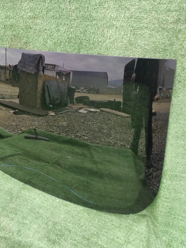 Стекло заднее заднее Skyline NV35