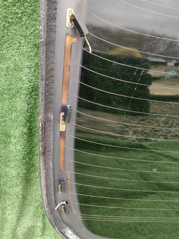 Стекло заднее заднее Skyline NV35