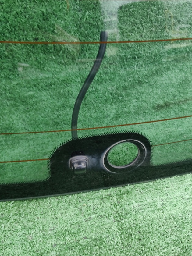 Стекло заднее заднее Chaser GX100