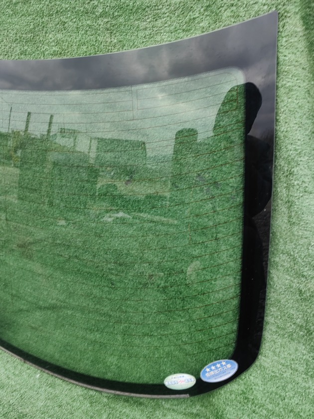 Стекло заднее заднее Mark X GRX125