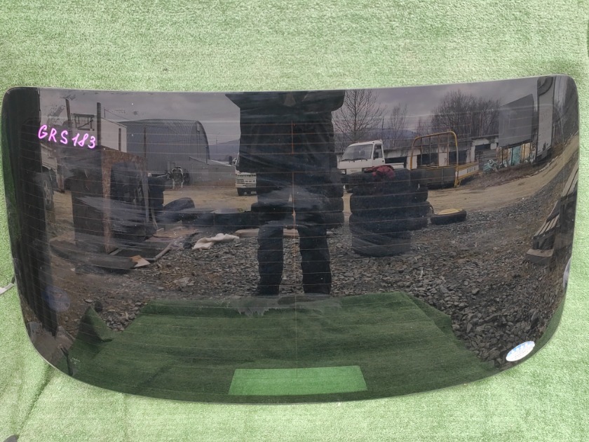 Стекло заднее заднее Toyota Crown GRS183 64801-30A00 контрактная