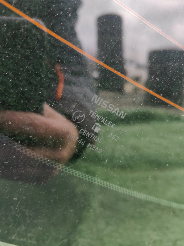 Стекло заднее заднее NISSAN Primera TNP12