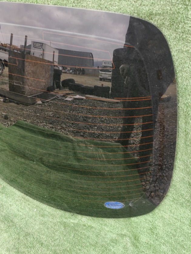 Стекло заднее заднее Primera TNP12