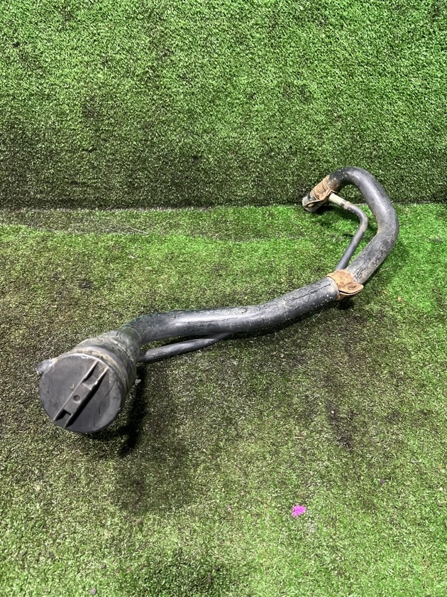 Горловина бака Toyota Probox NCP55 77201-52100 контрактная