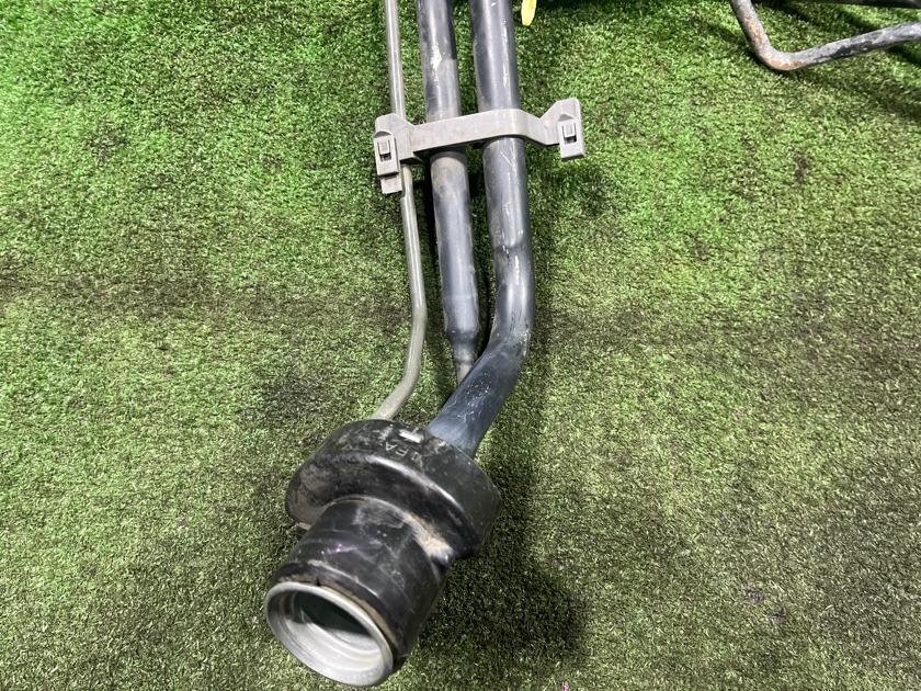 Горловина бака TOYOTA Ractis NCP105