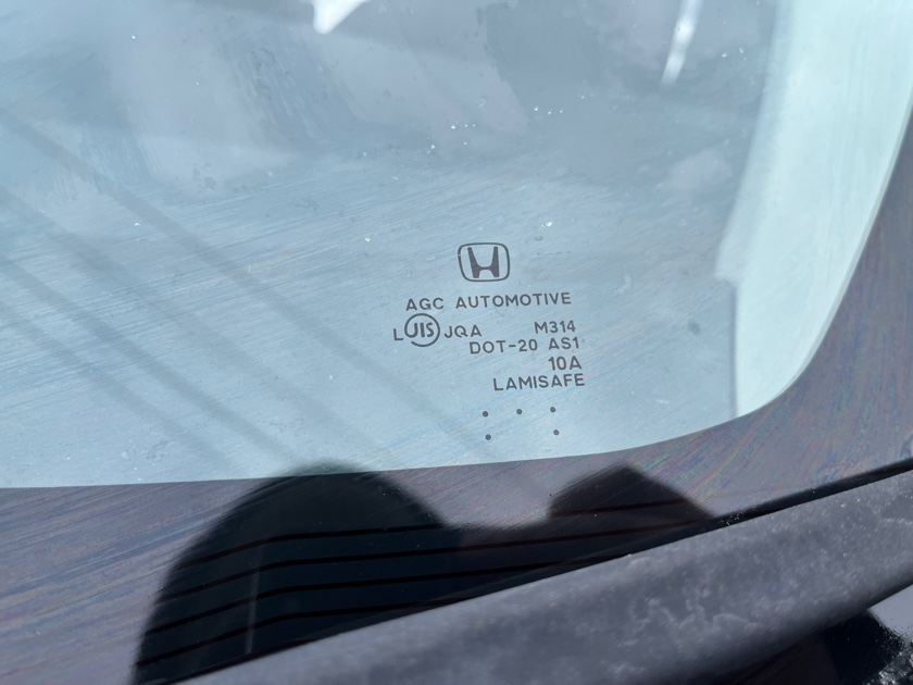 Стекло лобовое переднее HONDA Freed GB4 L15A