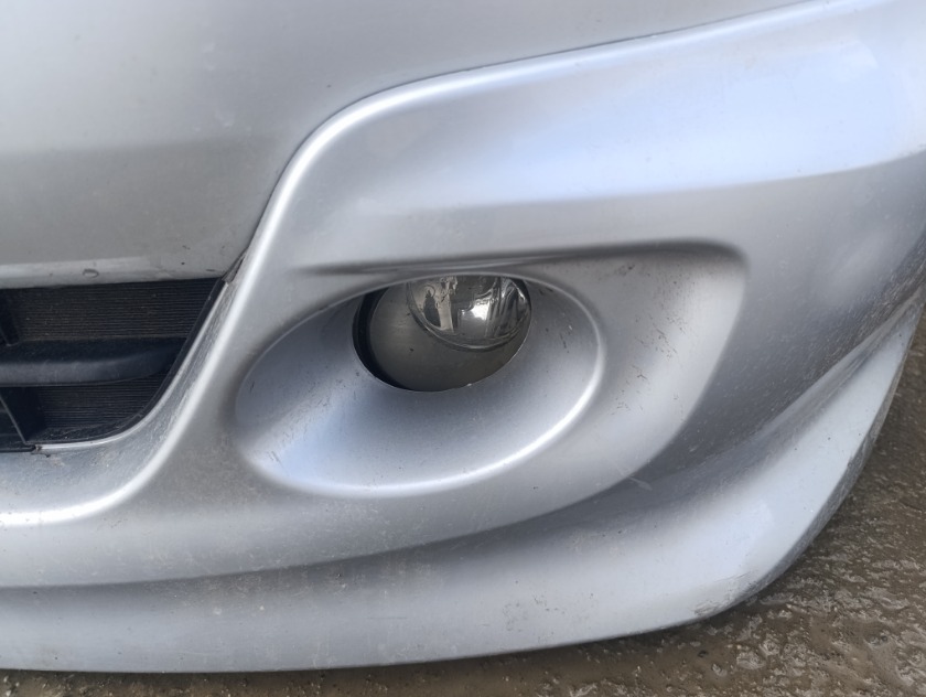 Бампер передний Ractis 2009 NCP105 1NZFE