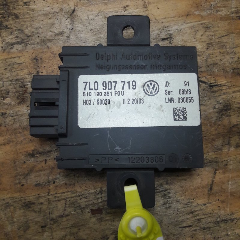 Блок управления VOLKSWAGEN TOUAREG 2004 7LA AZZ 7L0907719 контрактная