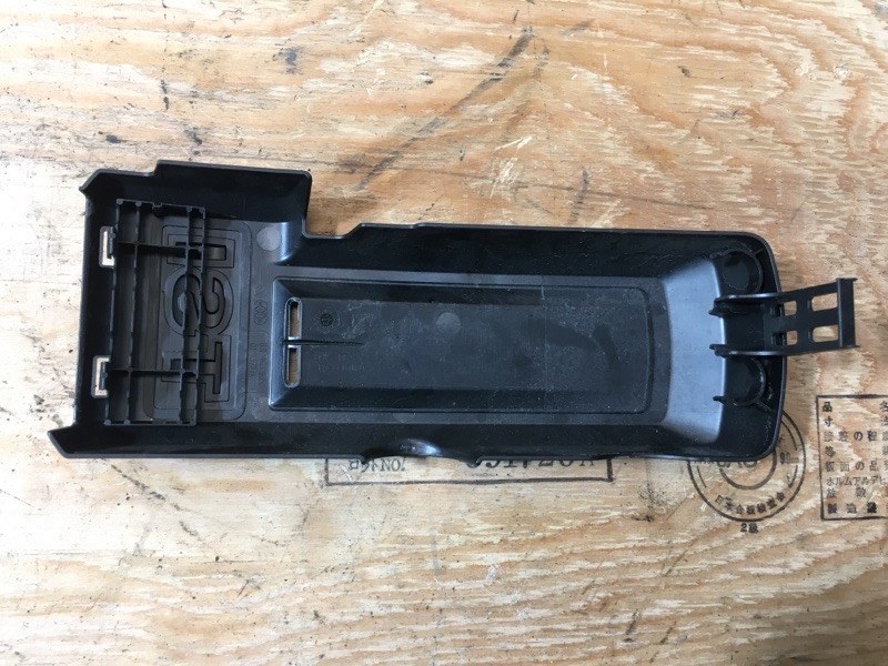 Крышка на двигатель декоративная VOLKSWAGEN POLO 6R1 CBZB