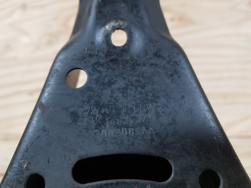 Рычаг подвески задний GOLF 5 2008 1K1 CAXA