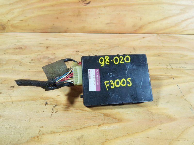 Блок управления DAIHATSU ROCKY 1995 F300S HDE 8865087623 контрактная