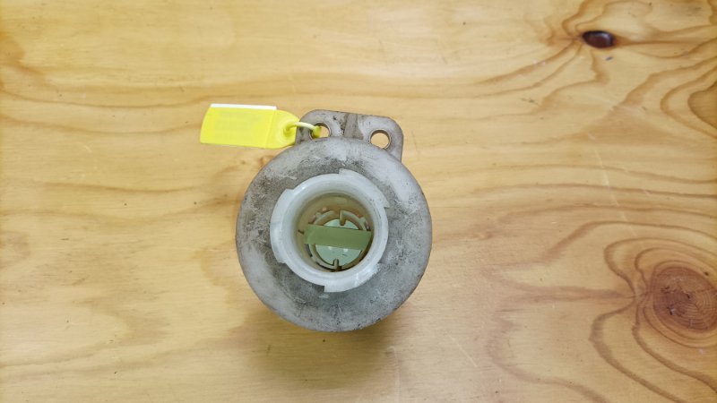 Бачок для тормозной жидкости AIRTREK 2002 CU4W 4G64 Бачок для тормозной жидкости AIRTREK 2002 CU4W 4G64