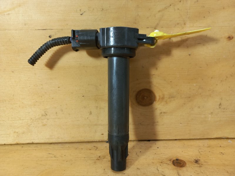 Катушка зажигания MITSUBISHI DELICA 2007 CV5W 4B12 1832A016 контрактная