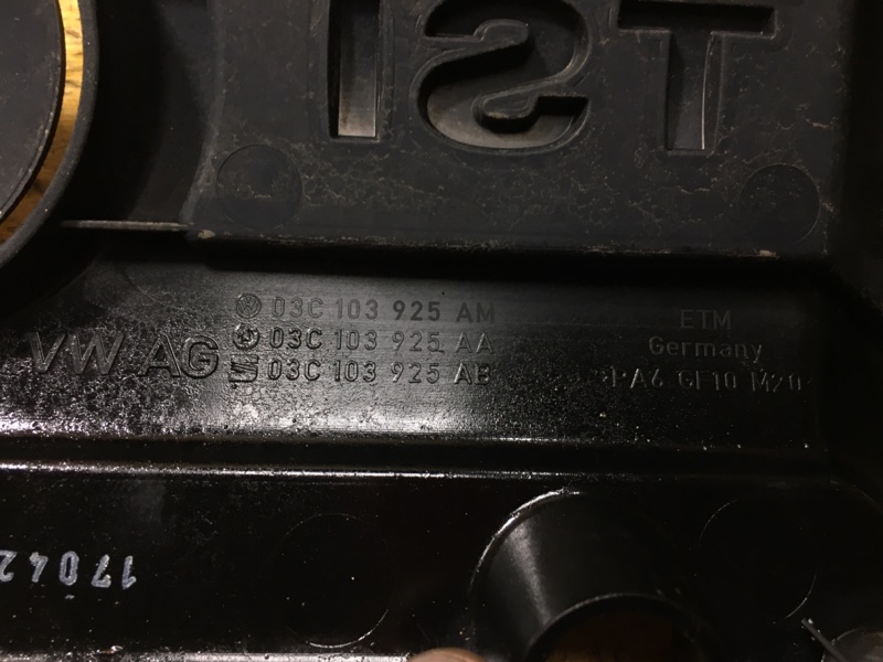 Крышка на двигатель декоративная GOLF 6 2011 AJ5 CAXA