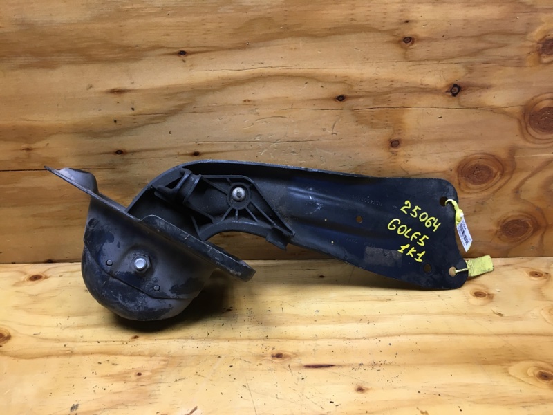 Запчасть рычаг подвески задний левый VOLKSWAGEN GOLF 5 2006 1K1 BLF 1K0505223K контрактная Рычаг подвески задний левый VOLKSWAGEN GOLF 5 2006 1K1 BLF 1K0505223K контрактная