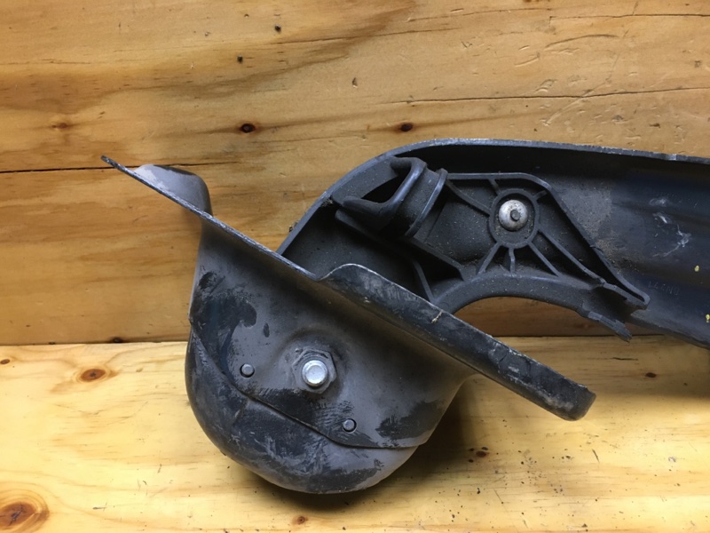 Рычаг подвески задний левый GOLF 5 2006 1K1 BLF Рычаг подвески задний левый GOLF 5 2006 1K1 BLF