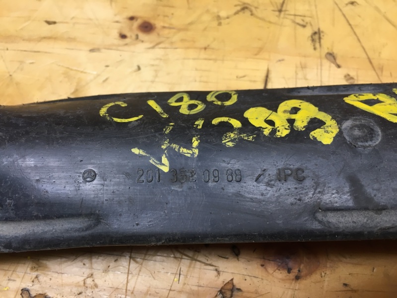 Рычаг подвески задний левый C180 2001 S203 111.951