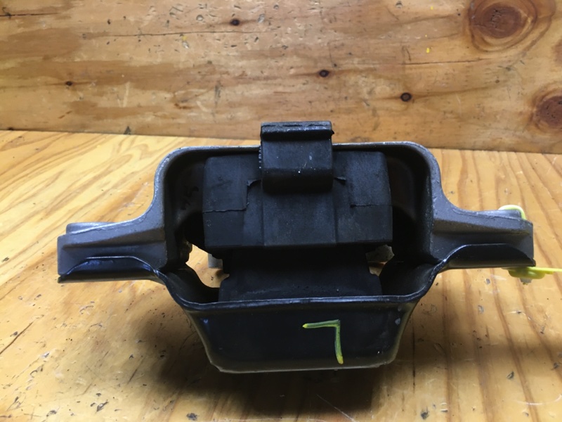 Подушка двигателя левая JETTA 2010 1K2 CAVD