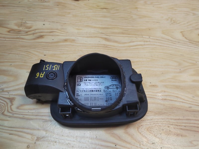 Лючок бензобака A6 2006 4F5 AUK