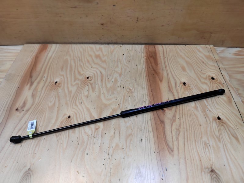 Запчасть амортизатор капота AUDI A3 2009 8PA CAXC 8P0823359B контрактная Амортизатор капота AUDI A3 2009 8PA CAXC 8P0823359B контрактная