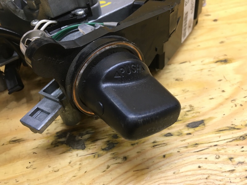 Замок зажигания OUTLANDER 2007 CW5W 4B12