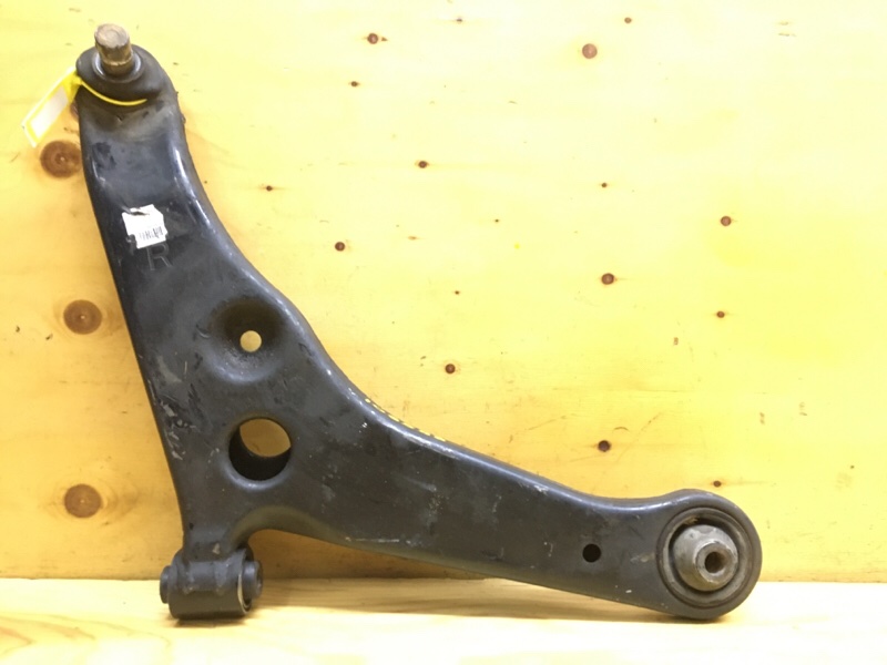 Запчасть рычаг подвески передний правый MITSUBISHI AIRTREK 2001 CU4W 4G64 MR961262 контрактная Рычаг подвески передний правый MITSUBISHI AIRTREK 2001 CU4W 4G64 MR961262 контрактная