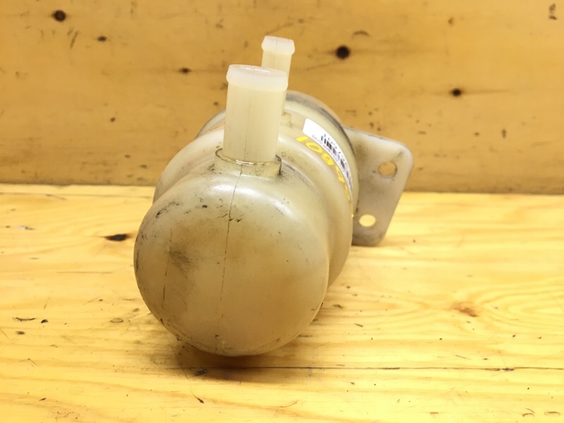 Бачок гидроусилителя AIRTREK 2001 CU4W 4G64