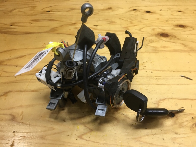 Замок зажигания OUTLANDER 2010 CW4W 4B11