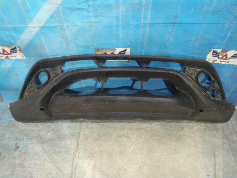 Запчасть накладка бампера передняя Nissan Juke 2015-Нв F15 850221CA0H Б/У Накладка бампера передняя Nissan Juke 2015-Нв F15 850221CA0H Б/У