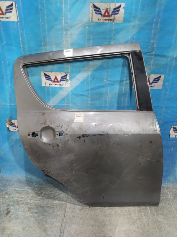 Дверь задняя правая Suzuki Swift 2004-2011 HT51S дорестайлинг 6800163J01 Б/У