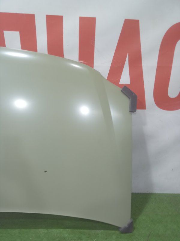 Капот Lada Largus 1 R90 дорестайлинг