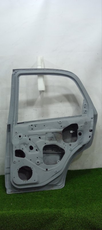Дверь задняя правая SX4 2006-2009 GYA дорестайлинг