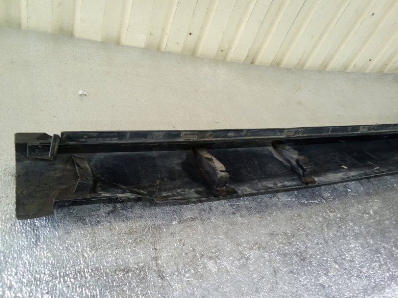 Накладка порога правая XC60 2008-2013 1 DZ дорестайлинг