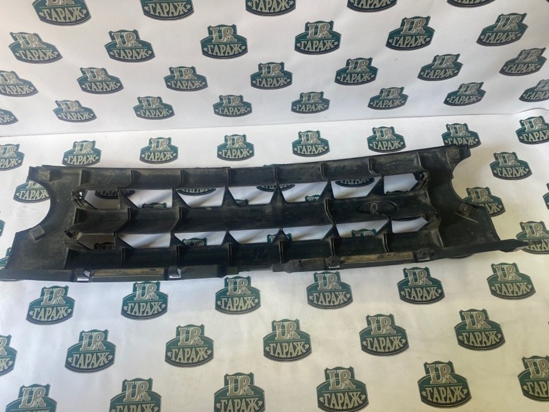 Решетка радиатора передняя Land Rover Discovery 3 L319 276DT Решетка радиатора передняя Land Rover Discovery 3 L319 276DT