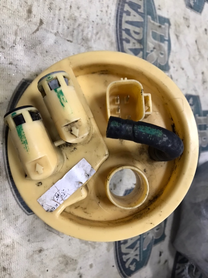 Крышка топливного бака Land Rover Discovery 3 2006 L319 276 DT WGC500110 Б/У