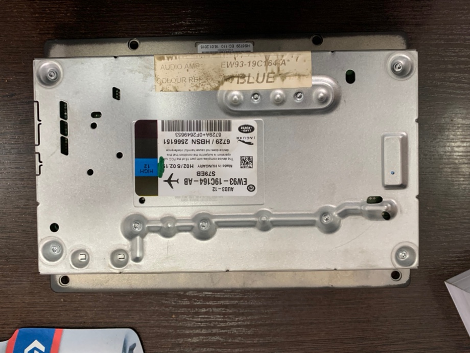 Запчасть усилитель акустической системы Land Rover Range Rover 2015 L405 306DT lr059979 Б/У Усилитель акустической системы Land Rover Range Rover 2015 L405 306DT lr059979 Б/У