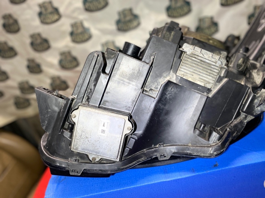 Фара передняя правая Land Rover Range Rover L405 306DT