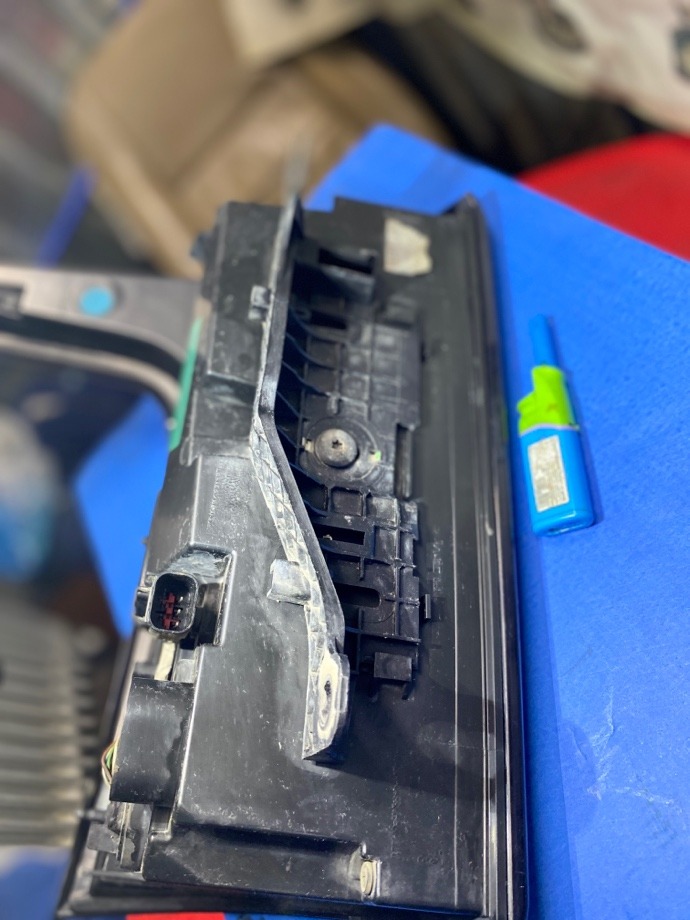 Фонарь задний правый Land Rover Range Rover 2012 L405 306DT LR061659 Б/У