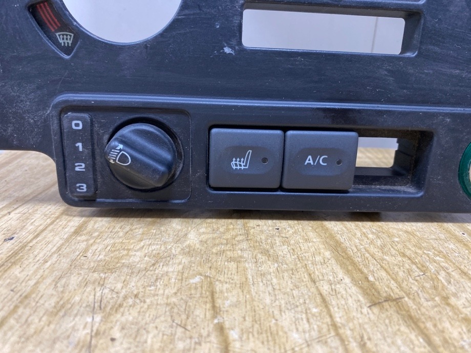 Передняя панель в сборе передняя defender 2006 110 TD5